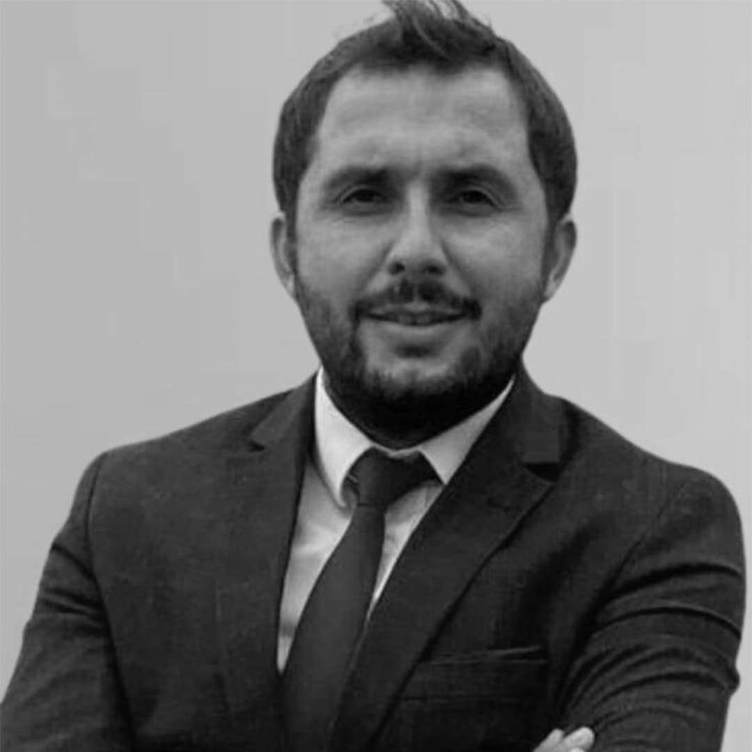 Av. Arb. Kadir Erdoğan